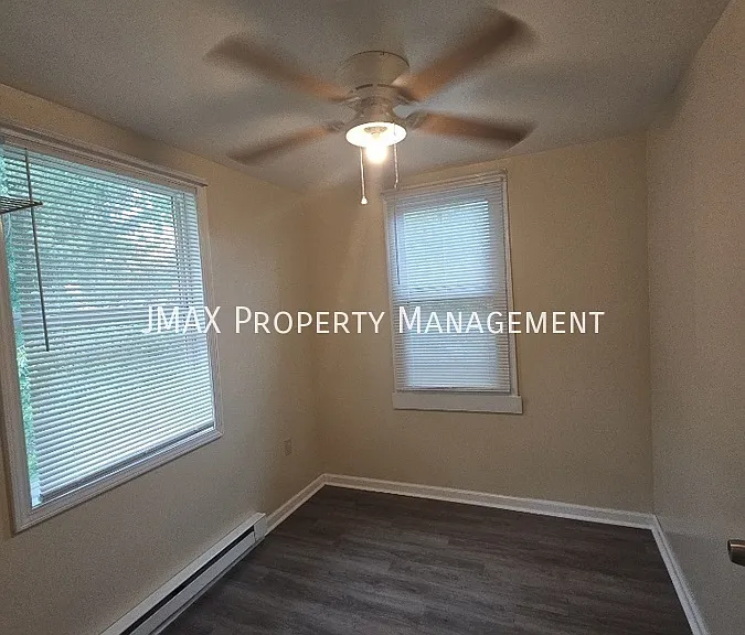 910 Fairfax Ave NW — Photo 15