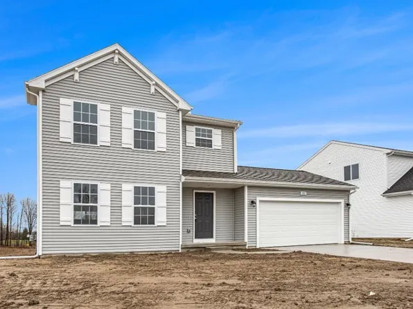 352 N Tannenbaum Trl, Cedar Springs, MI 49319