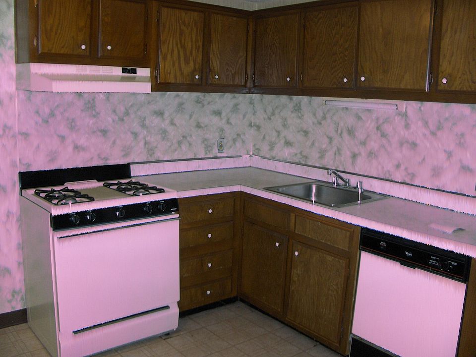 2nd image of 1301 Lawrence St #D1