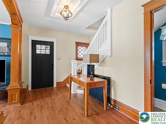 3rd image of 4303 Newburg Rd