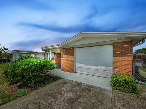 2135 Erin Dr, Holiday, FL 34690