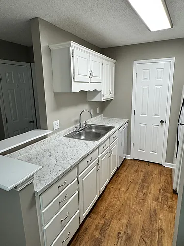 708 W Hawthorne St #1 Photo 1