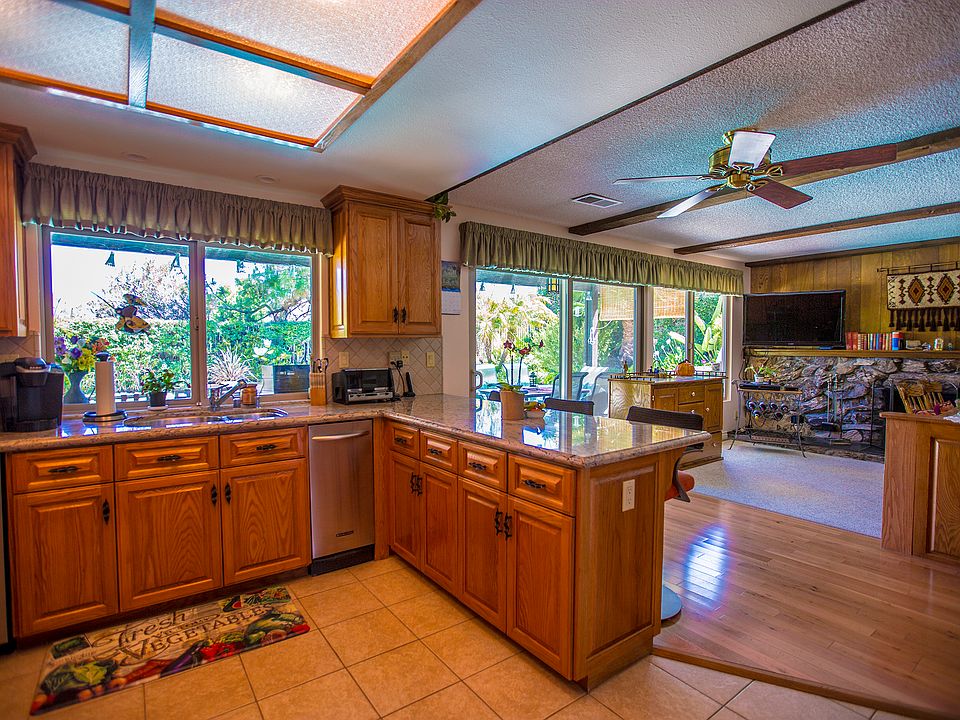 1st image of 28723 Colina Vista St