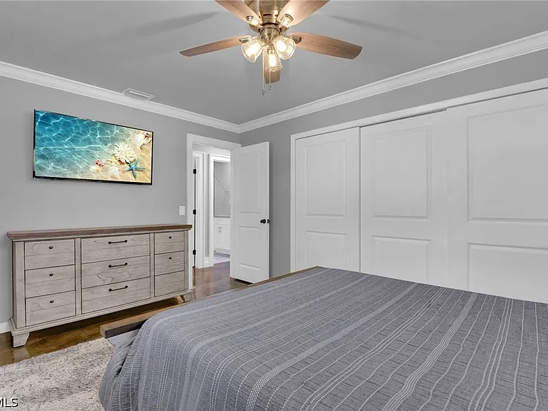 2413 Dover Ave — Photo 15