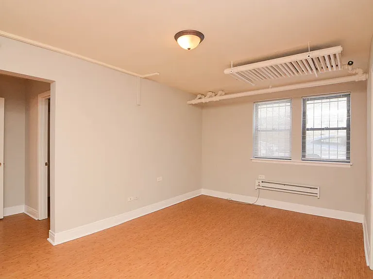 5736 N Winthrop Ave #410 — Photo 4