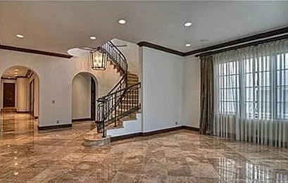 222 Iris Ave — Photo 9