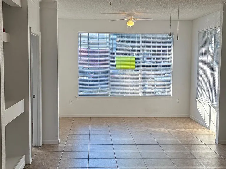 13103 Mulberry Park Dr #811 — Photo 2