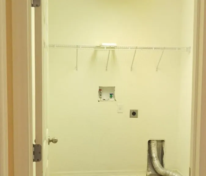 Large Walk in Landry Room