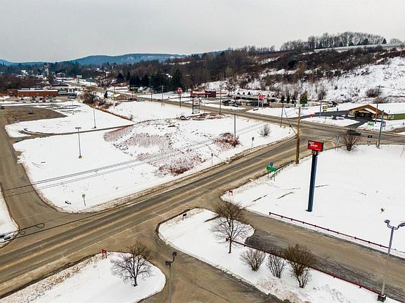 4th image of 6162 State Highway 12