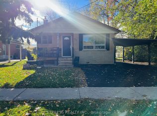 711 Dunlop St W #BASEMENT, Whitby, ON L1N 1V4