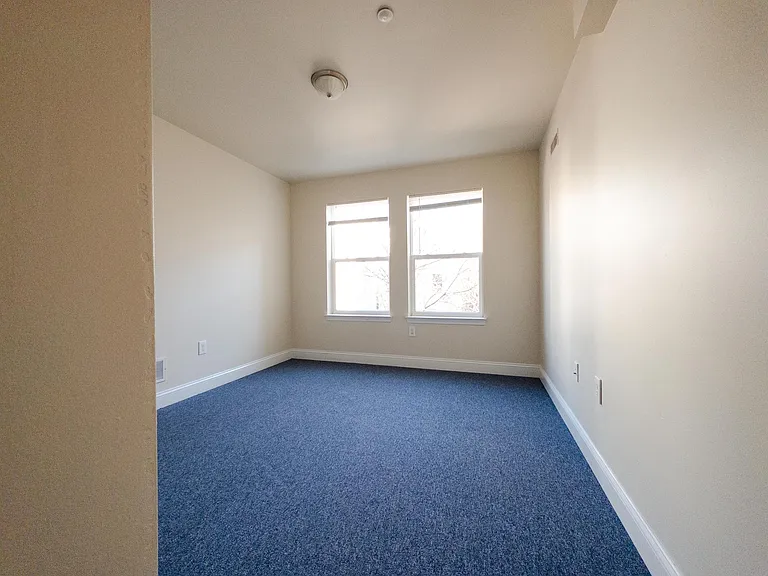 1913 N Gratz St #1 — Photo 10
