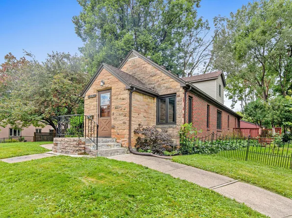 1251 Macarthur Ave, West Saint Paul, MN 55118