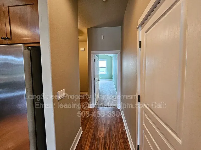 10225 SE Bristol Ln — Photo 16