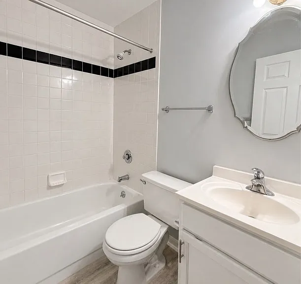 13 Navarra Ct #1 — Photo 12