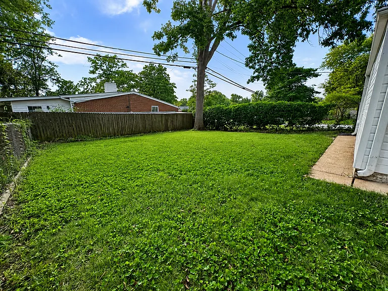 1219 N Geyer Rd — Photo 26