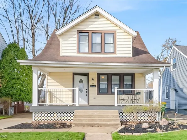 394 E 322nd St, Willowick, OH 44095