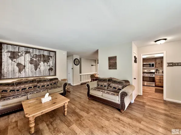 330 Kingsbury Grade, Stateline, NV 89449