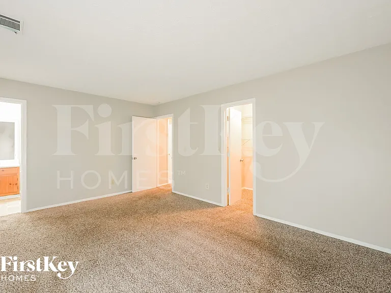 1311 Old Countryside Cir — Photo 11
