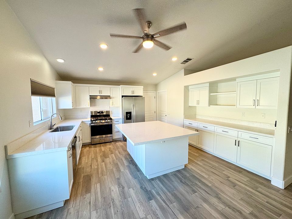 1st image of 48201 Calle Del Sol