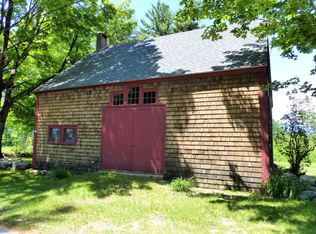 318 Vittum Hill Rd, Sandwich, NH 03227