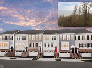 17286 Turnstone Dr, Dumfries, VA 22026