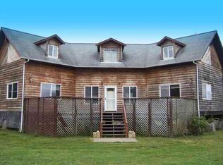 751 Joshua Ln, Crescent City, CA 95531