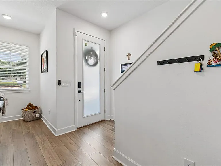 2021 Amelia Bay Pl — Photo 20
