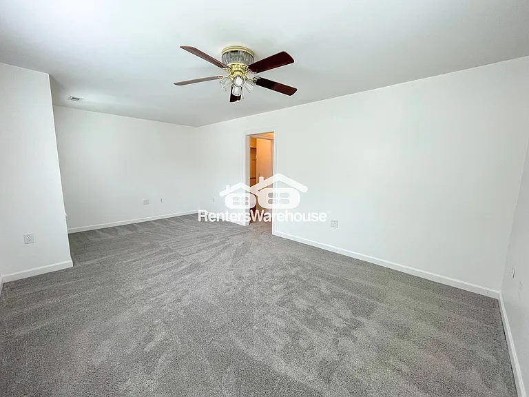 3932 Cromwell Park Dr — Photo 22