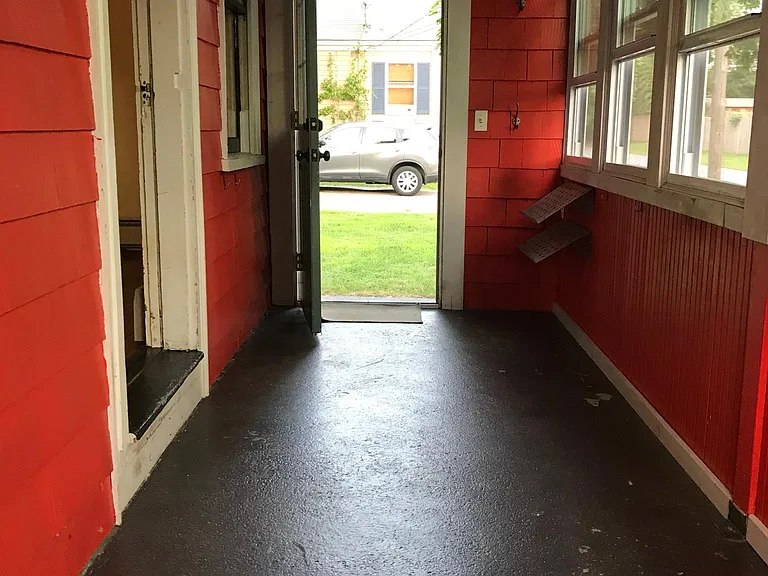 144 Roffee St — Photo 14