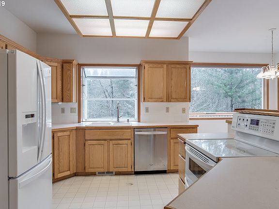 4th image of 1512 SE 344th Ave