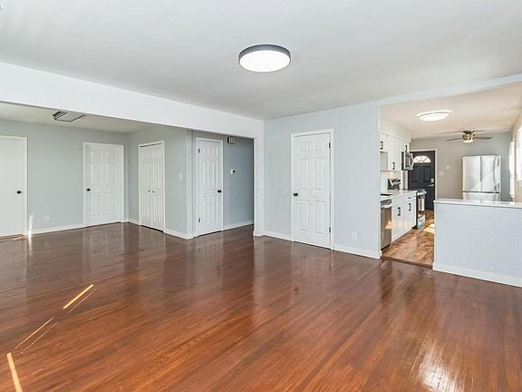 5th image of 24 Morningside Dr