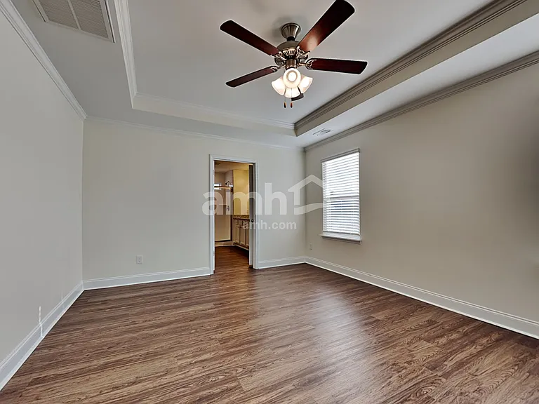 533 Lateleaf Dr — Photo 10