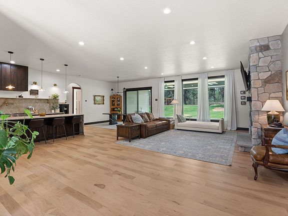 5th image of 7617 S Cedar Rd