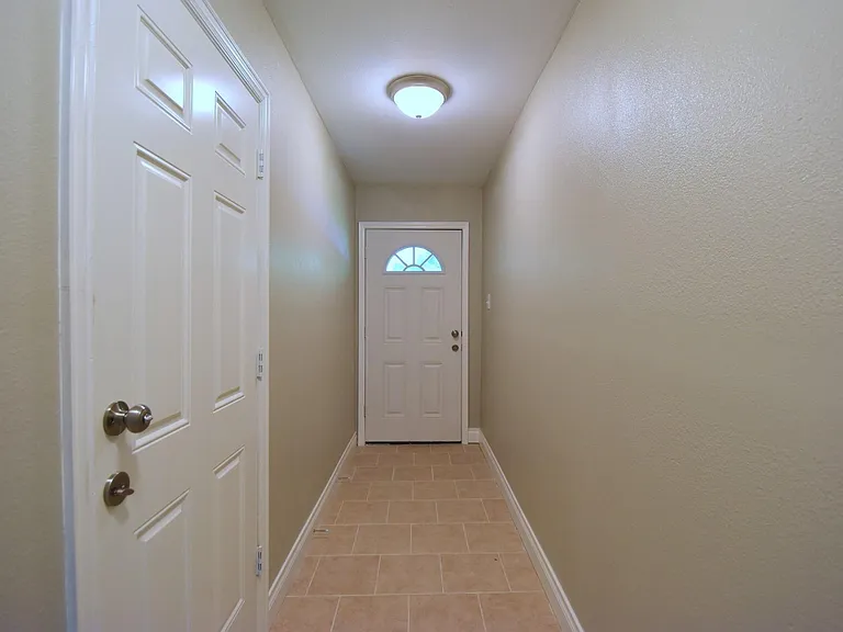 3615 Willie Way — Photo 3