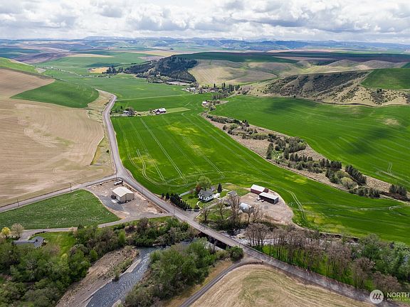 5th image of 633 Lower Hogeye Road