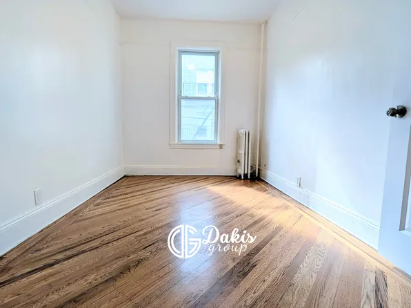 18-44a 21st Drive image 11 of 11