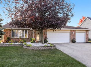 531 Jaquays St, Lockport, IL 60441