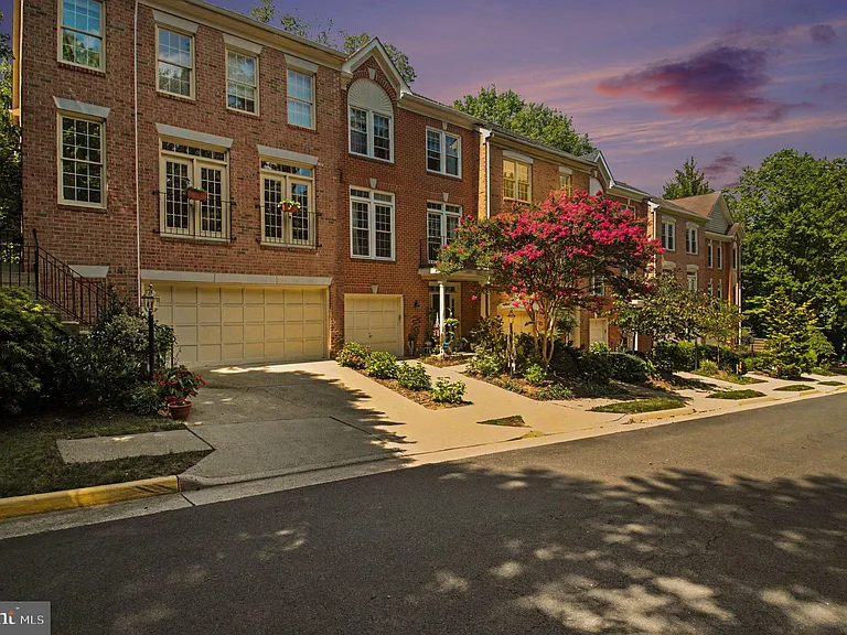 1305 Sundial Dr — Photo 27