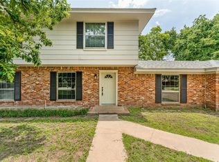 2152 W Overhill Dr, Stephenville, TX 76401
