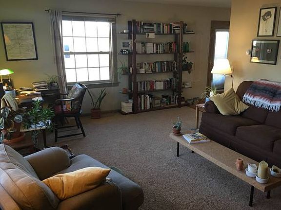 Awesome living space for entertaining!