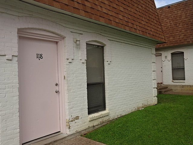 1st image of 1801 E Price St #118