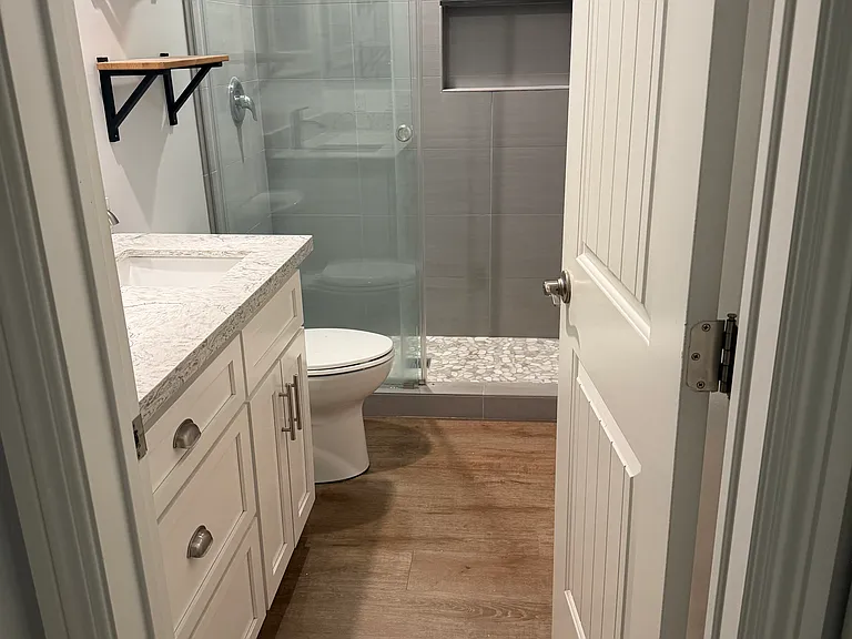 Bathroom photo