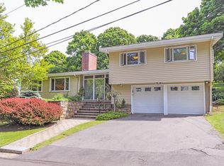 8 Bartlett St, Marblehead, MA 01945