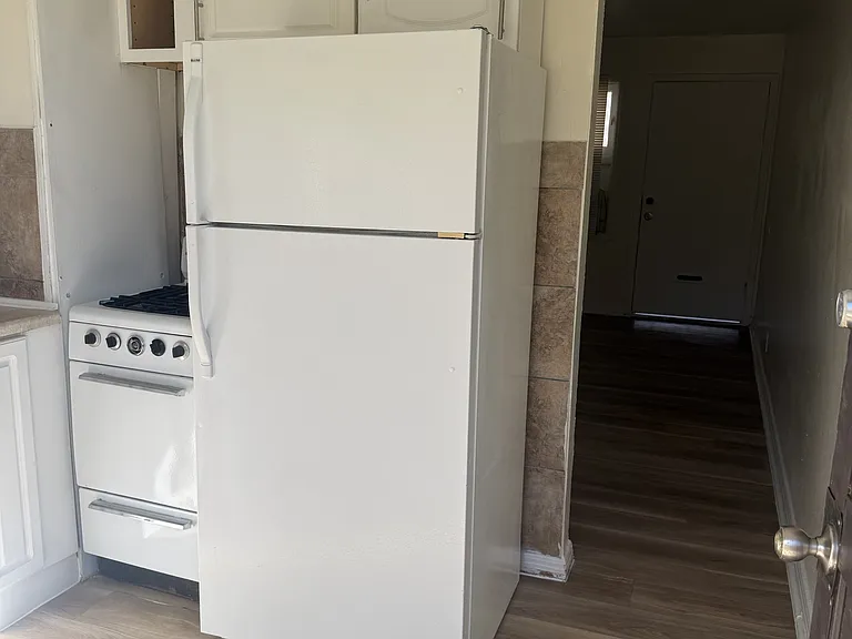 1585 Dudley St #7 — Photo 1
