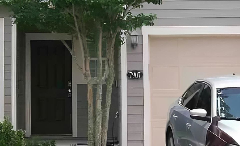 2nd image of 7907 Merchants Way
