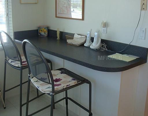 Breakfast Bar