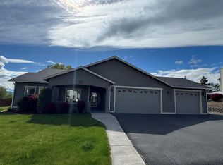 2730 Heritage Ct, Klamath Falls, OR