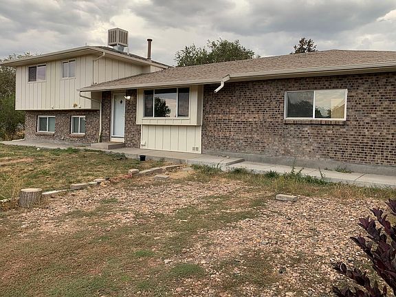Split level house with tons of parking