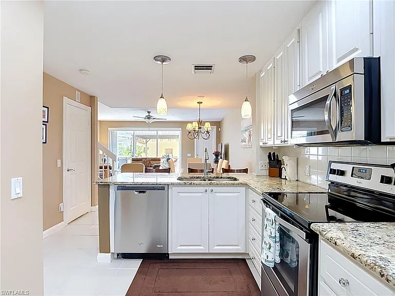 14700 Escalante Way — Photo 18