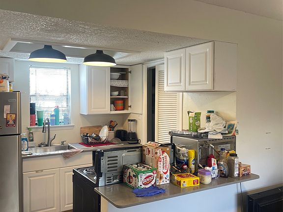 3rd image of 5628 Harvest Hill Rd